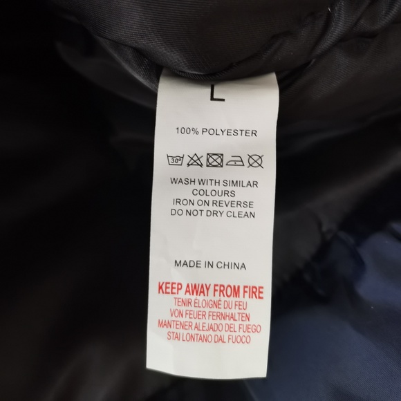 I Saw it First cropped puffer jacket  - NWT (L) - Picture 6 of 13